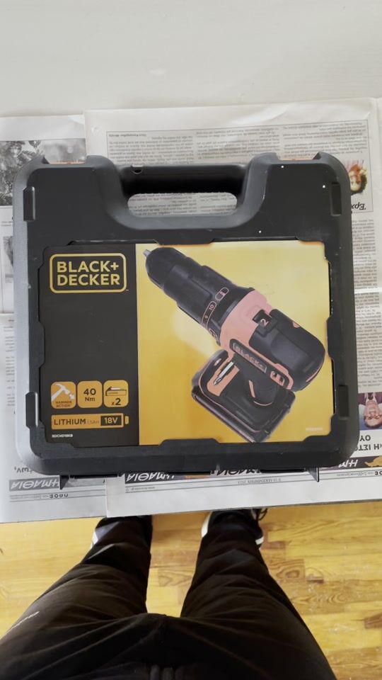 Convenient Black & Decker drill driver with 2 batteries!