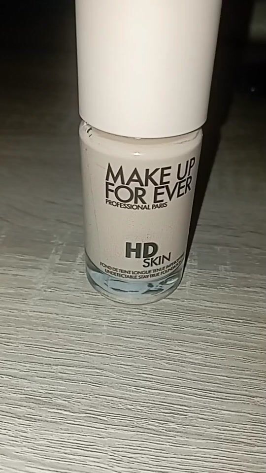 Überprüfung für Make Up For Ever Hd Skin Undetectable Stay-true Foundation 1Y16 30ml