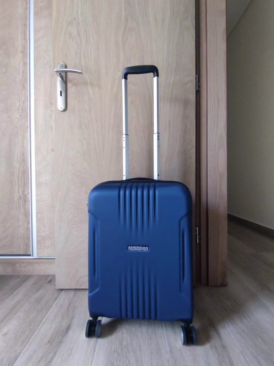 The lightest hard cabin suitcase! ?