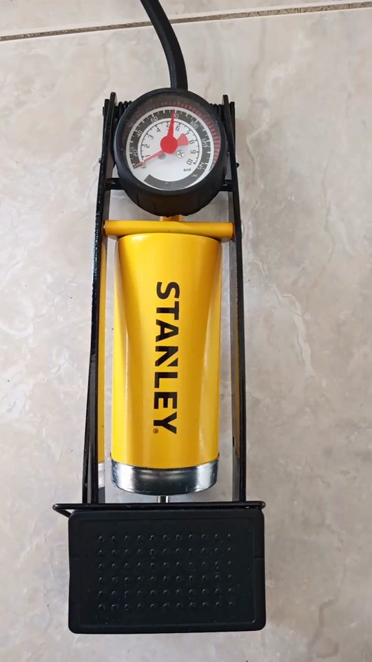 Review for Stanley STHT80894-1 Foot Pump with Pressure Gauge