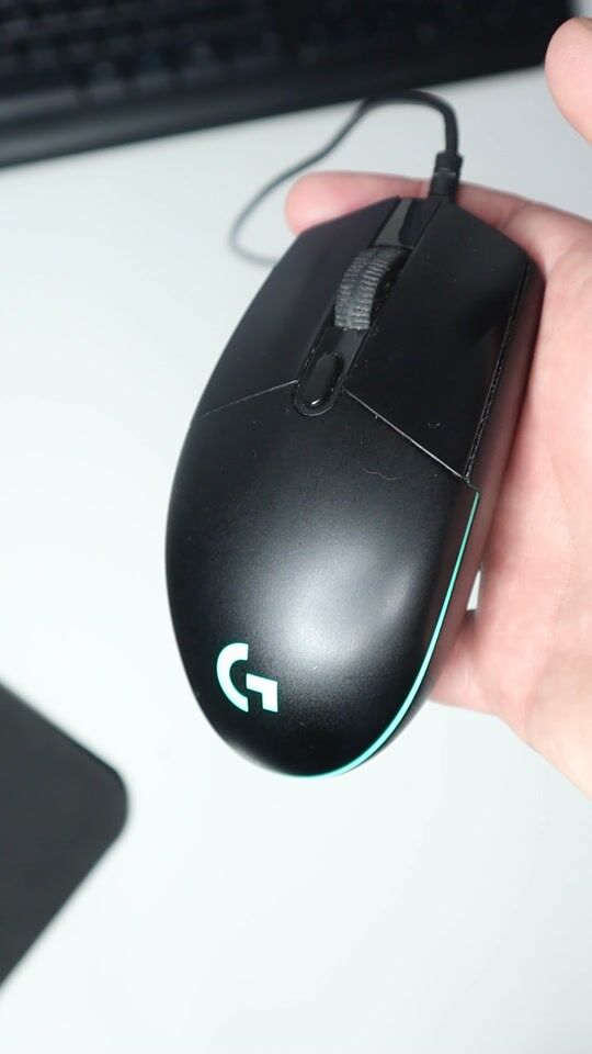 Χαρακτηριστικά και εντυπώσεις για το gaming ποντίκι Logitech G102!