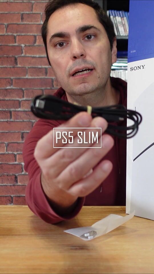 Разопаковане на PS5 Slim