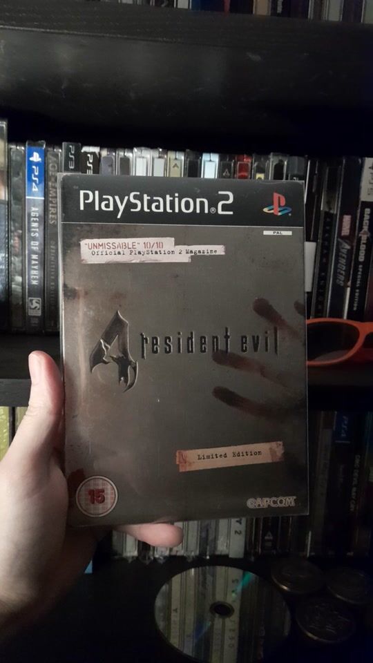 Resident Evil 4 - Kurze Präsentation des Steelbooks (PS2)