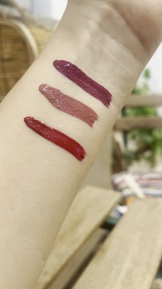 Matte lipstick with long-lasting duration!