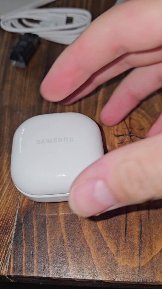 Αξιολόγηση για Samsung Galaxy Buds FE Bluetooth Handsfree Ακουστικά με Θήκη Φόρτισης Graphite