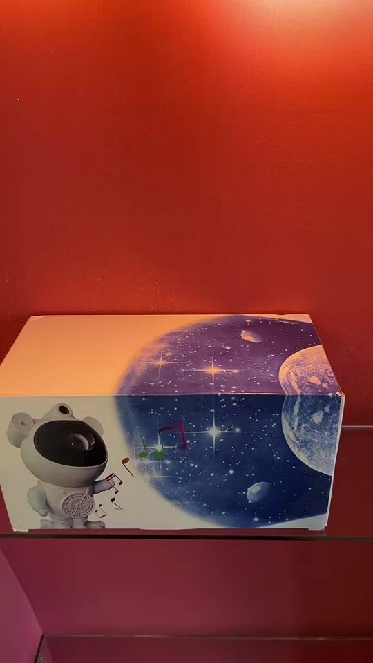 Review for Children's Light Projector Astronaut with Color Changing White 12x11.3x22.8cm.