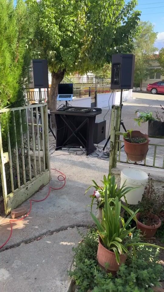 Revizuiți videoclipul scurt