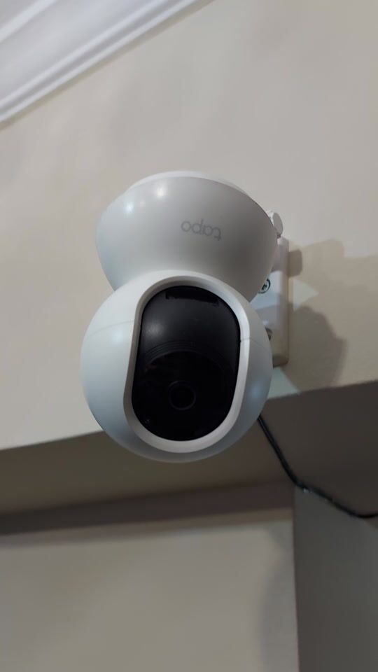 The easiest installation and application, tapo c200 camera