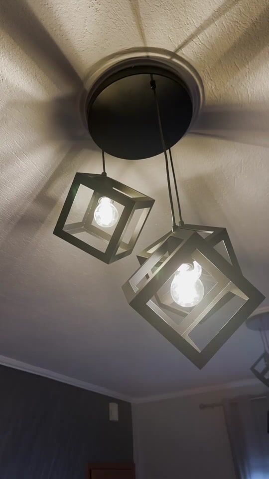 Modern three-light pendant lamp.