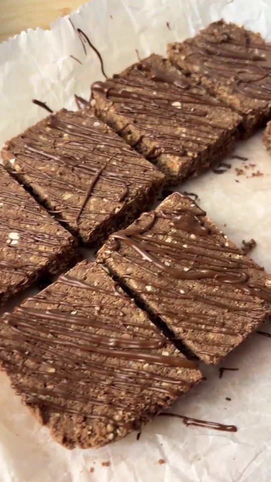 Batoane proteice cu aromă de brownies