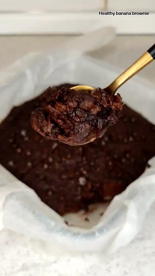 Σοκολατένια brownies χωρίς έξτρα γλυκαντικά 