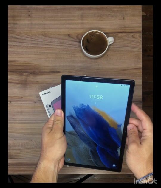 Morgendliches Auspacken des Samsung Galaxy Tab A mit einer Tasse Kaffee von Lumidi! ?☕️
