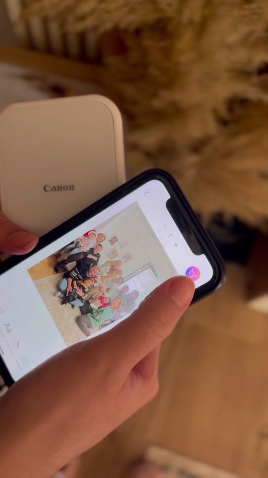 The smallest and most stylish Canon Zoemini2 printer