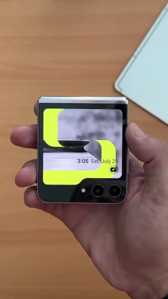 Samsung Galaxy Z Flip 5 !