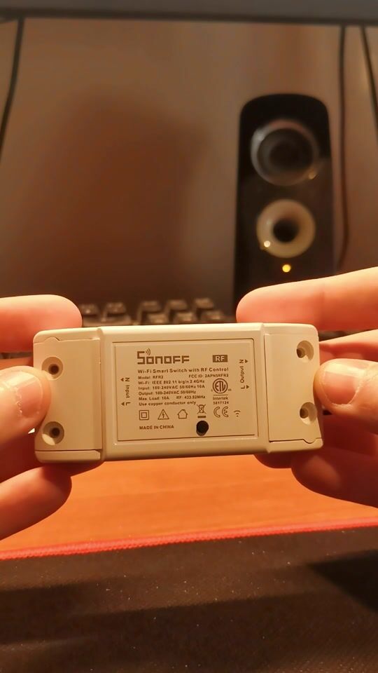 Sonoff RF2 Ενδιάμεσος Διακόπτης με Wi-Fi & RF για να κάνεις smart home