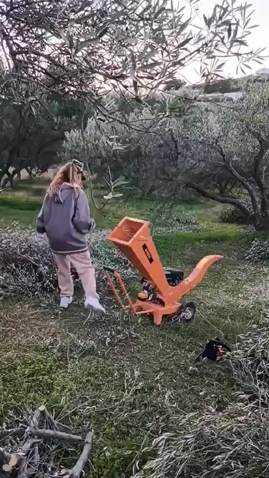 Прегледайте кратко видео