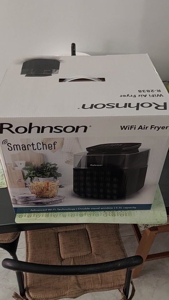 Unboxing Rohnson air fryer with WiFi