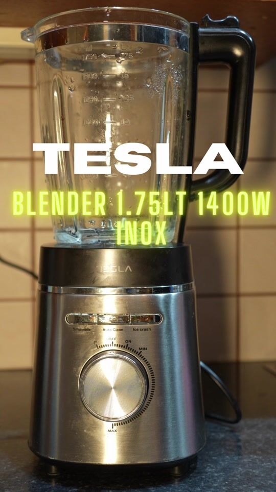 Smoothie de banane și afine cu blenderul Tesla 1.75lt 1400W Inox!