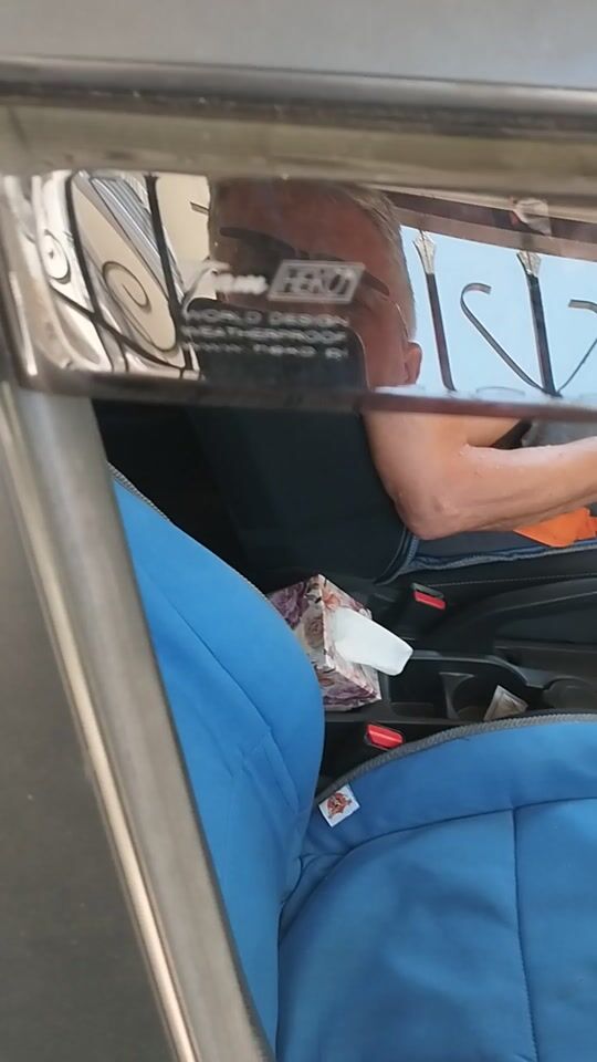 Прегледайте кратко видео