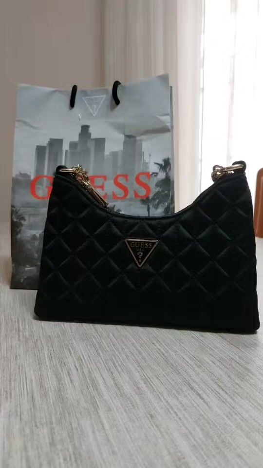 Guess Women's Elegant Black Shoulder Bag