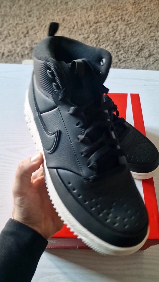 Unboxing Nike Court Vision Mid WNTR 