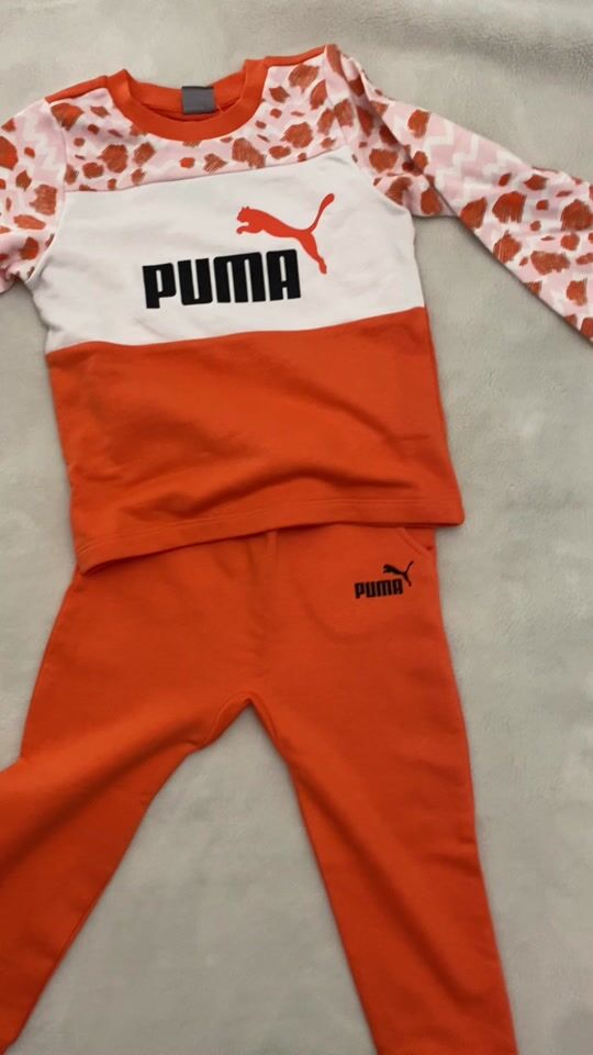 Πανέμορφη φόρμα σε πορτοκαλί χρωμα από την Puma!😍