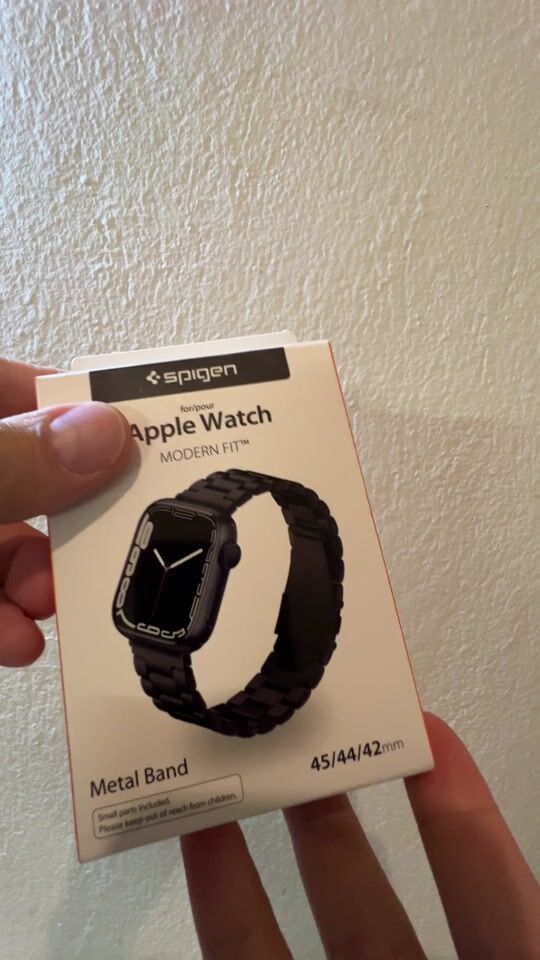 Black bracelet for the Apple Watch!