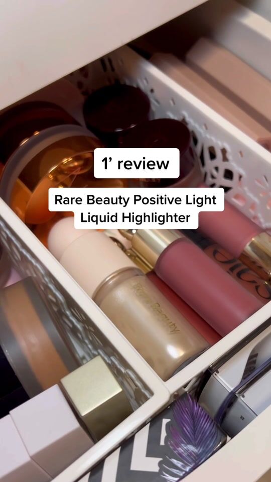 1’ REVIEW: Rare Beauty Highlighter