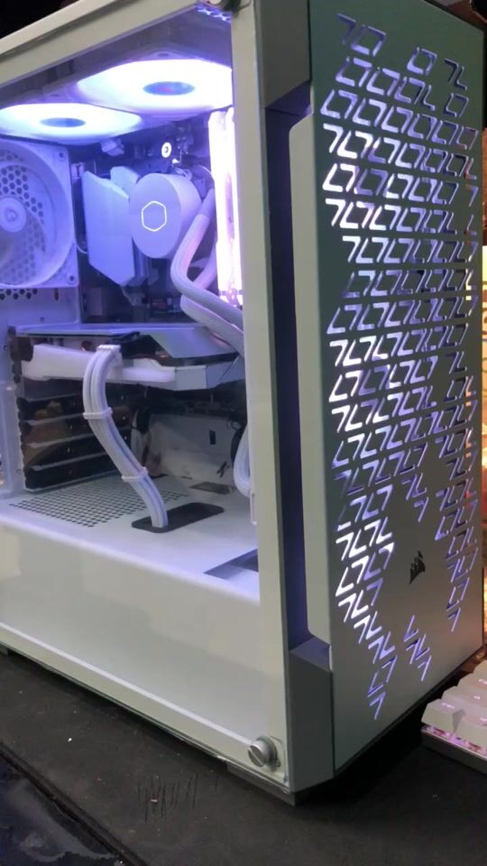 Αξιολόγηση για Corsair iCUE 220T RGB Gaming Midi Tower Κουτί Υπολογιστή με Πλαϊνό Παράθυρο Λευκό