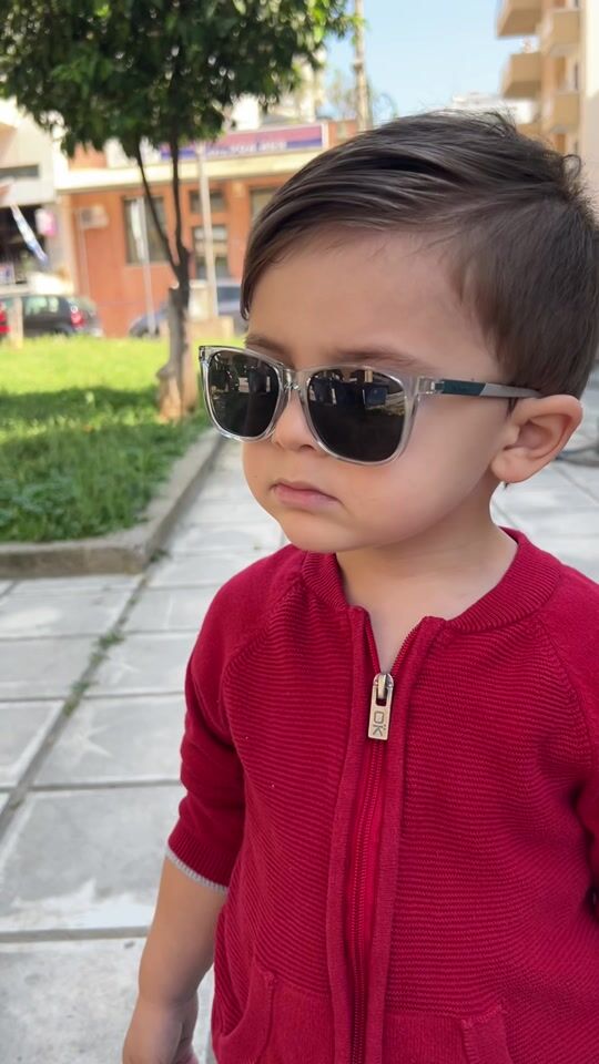 Best choice for kids sunglasses: Polaroid 😎