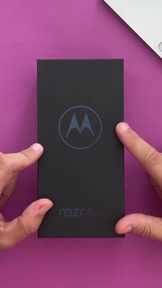 Motorola Razr 40 Ultra Unboxing Video !