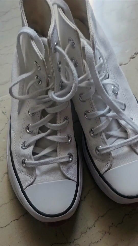 Converse white double sole excellent, comfortable for walks