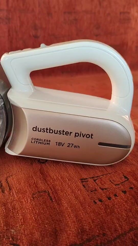 Αξιολόγηση για Black & Decker Dustbuster Pivot Επαναφορτιζόμενο Σκουπάκι Χειρός 18V Λευκό