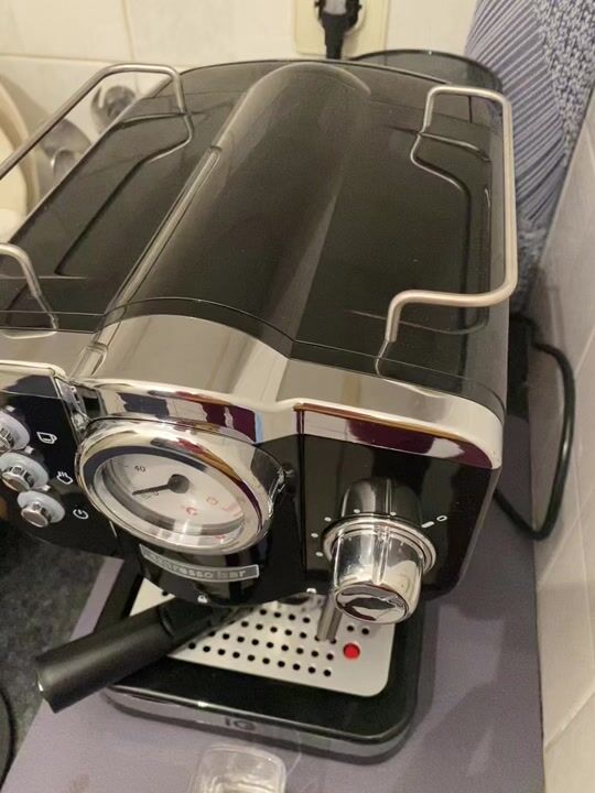 Αξιολόγηση για IQ Μηχανή Espresso 1100W Πίεσης 20bar Μαύρη