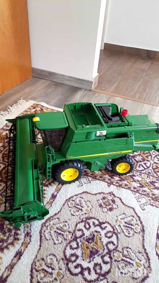 Πιστό αντίγραφο κομπίνας John Deere!!!