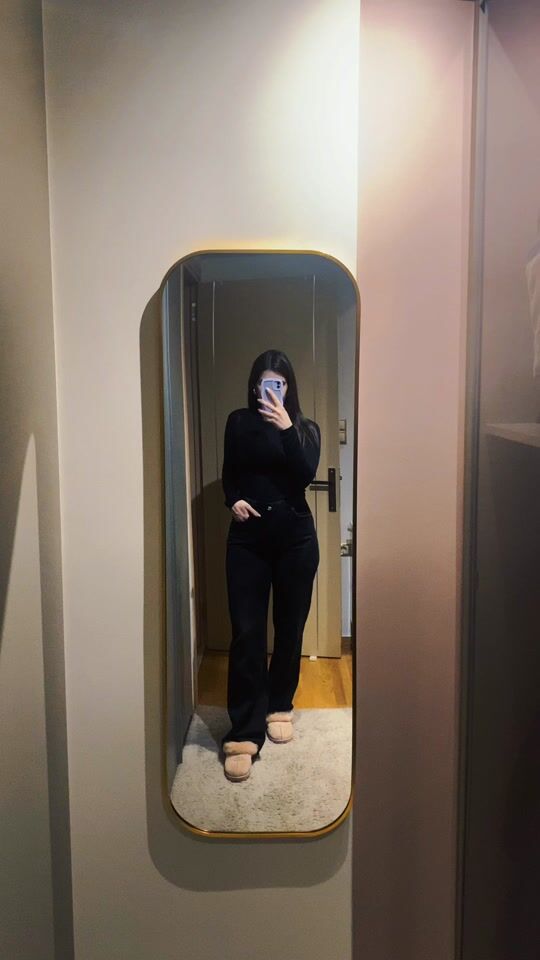 Cinema date outfit 🎞️🖤