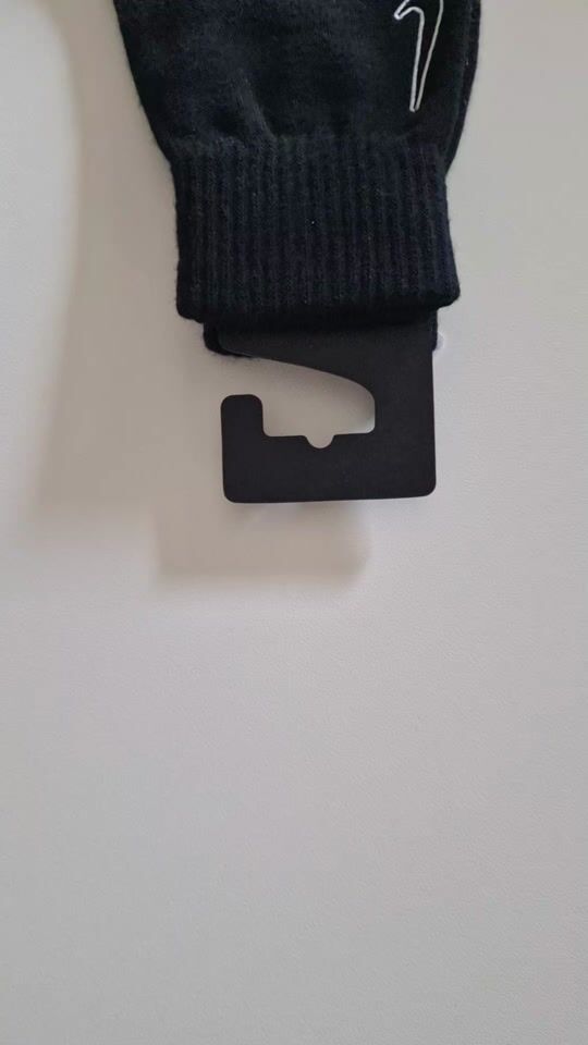 Winter gloves with touch screen for mobile ?