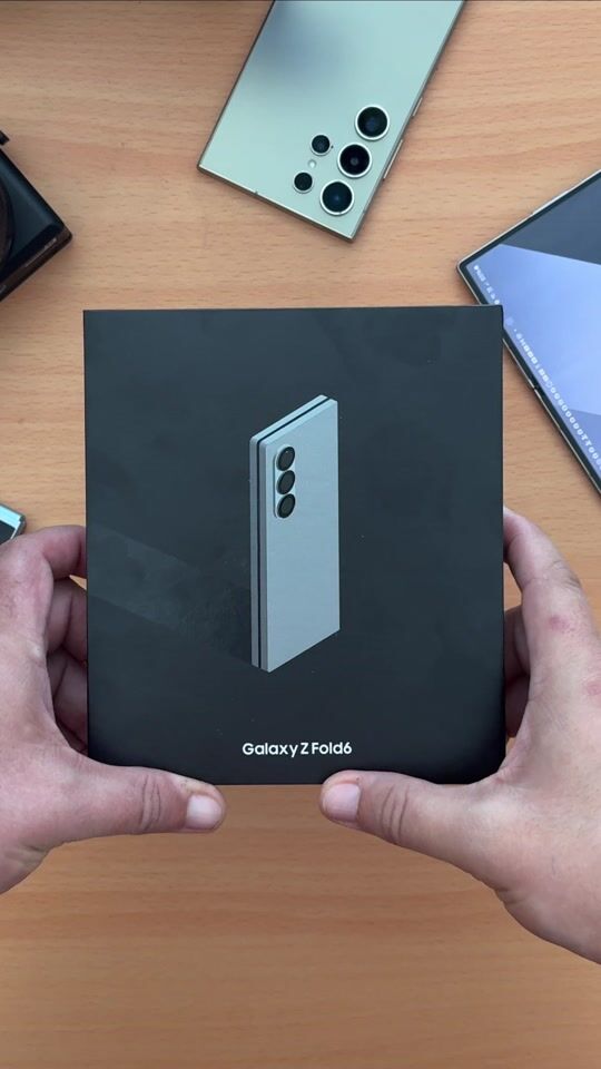 Samsung Galaxy Z Fold 6 Auspacken Video!