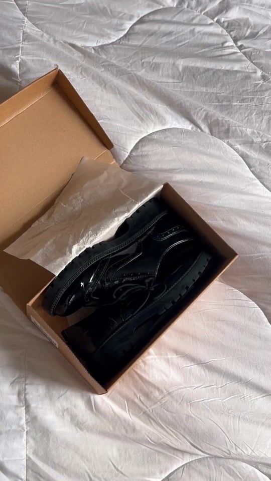 Unboxing Oxford black! 👌🏼📦