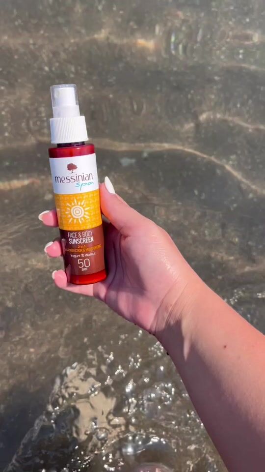 Messinian Spa Sunscreen 2 in 1 Protecting & Moisturizing Yoghurt & Carrot Αντηλιακή Κρέμα Προσώπου και Σώματος SPF50 σε Spray 250ml