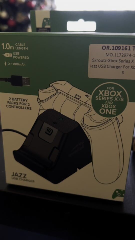 Charging dock for Xbox Series controllers