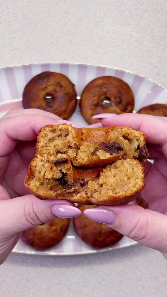 Banana bread donuts o