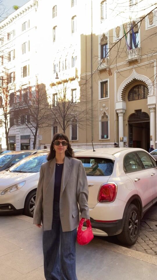Casual outfit for morning strolls in Rome☀️ oversized blazer & jeans