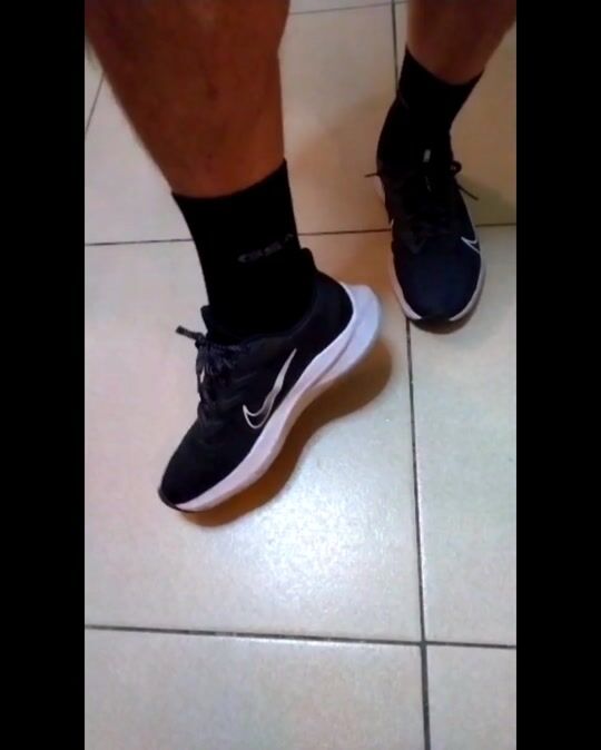 Recenzie pentru Pantofi de alergare pentru bărbați Nike Zoom Winflo 7 Negru / Alb / Antracit