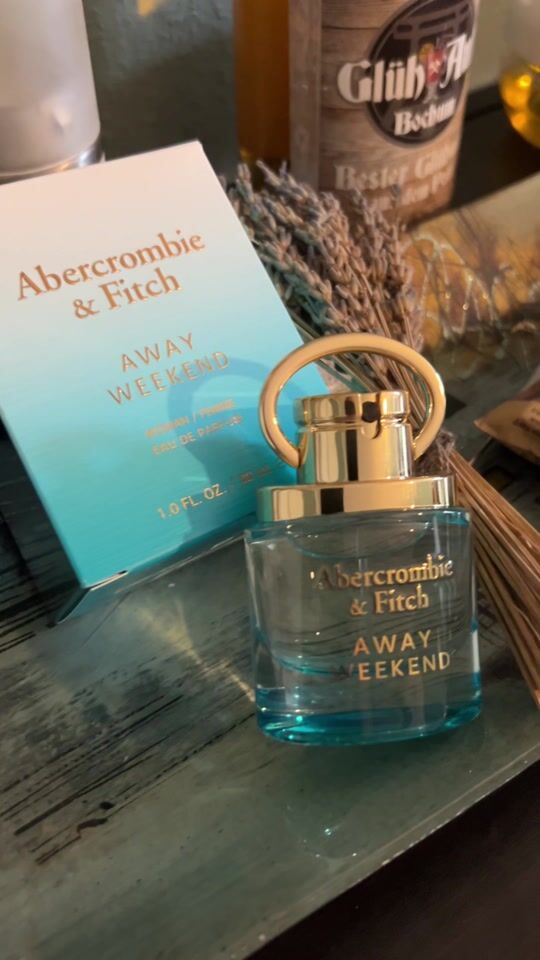 A summer, intense fragrance that takes you on a journey! ?