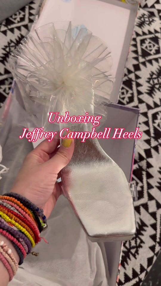 Unboxing: Jeffrey Campbell Heels 