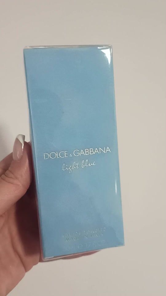 Dolce & Gabbana светло синьо!! Постоянна стойност ?
