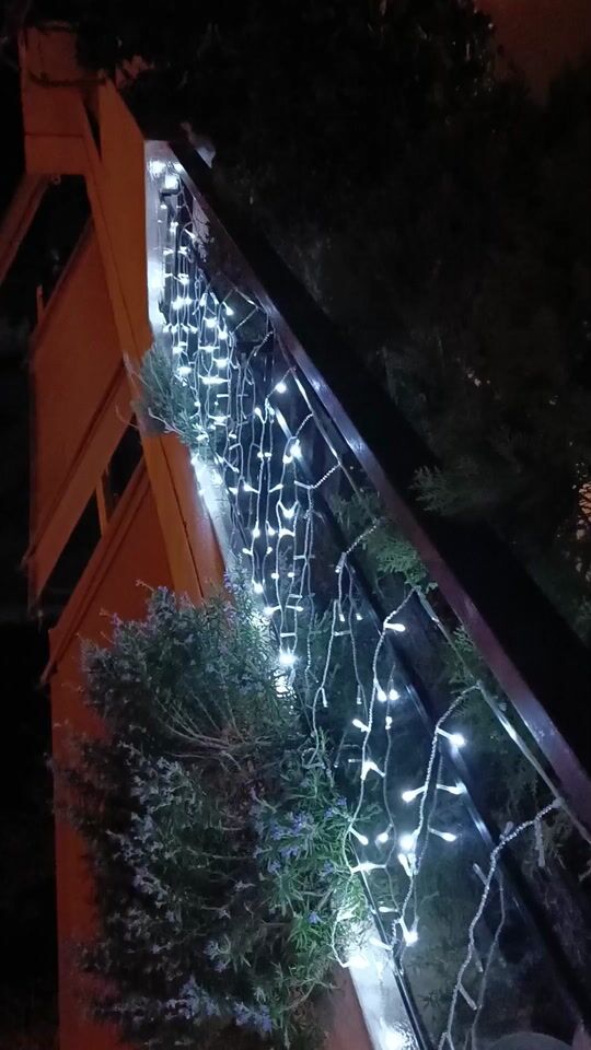 Vfm λαμπάκια led για Χριστουγεννιάτικο μπαλκόνι! 