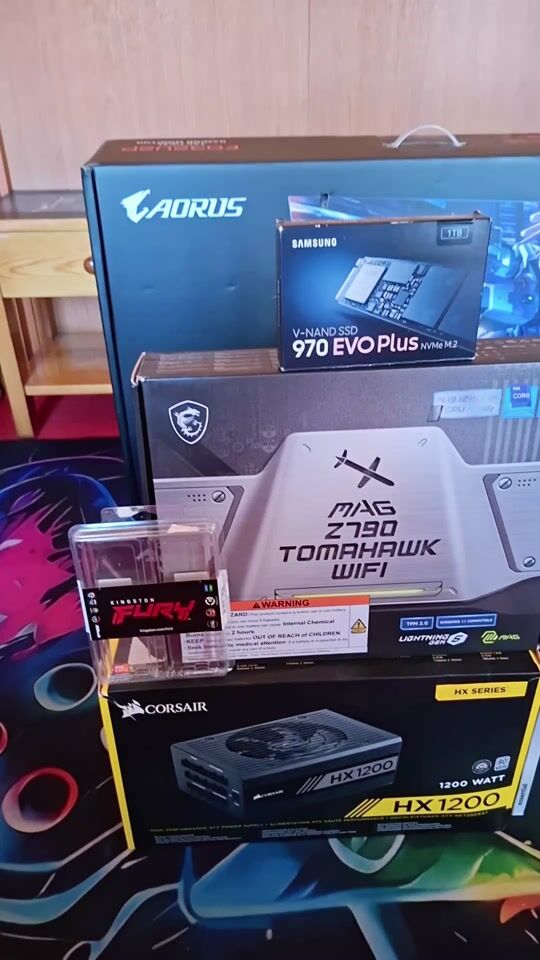 5080rtx 13700kf hx1200 msi z790 kingston fury 32gb evo 970 fo32u2p