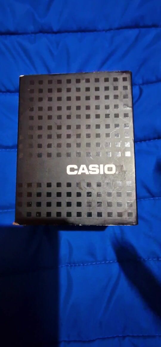 Casio Ρολόι Μπαταρίας με Μεταλλικό Μπρασελέ σε Ασημί χρώμα